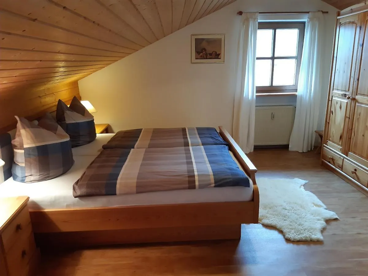 Ferienwohnung Franzi Garmisch-Partenkirchen Apartamento