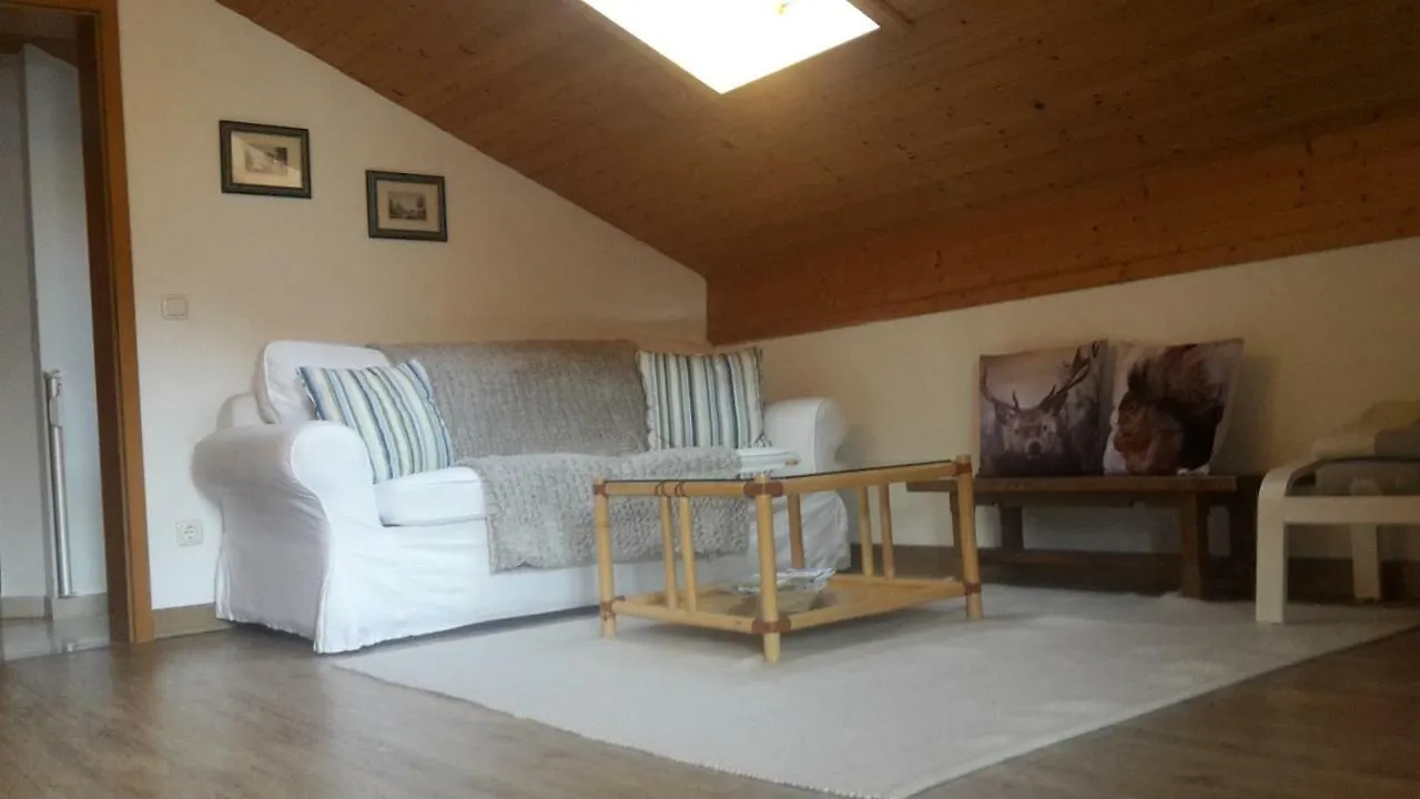 Ferienwohnung Franzi Garmisch-Partenkirchen Apartment